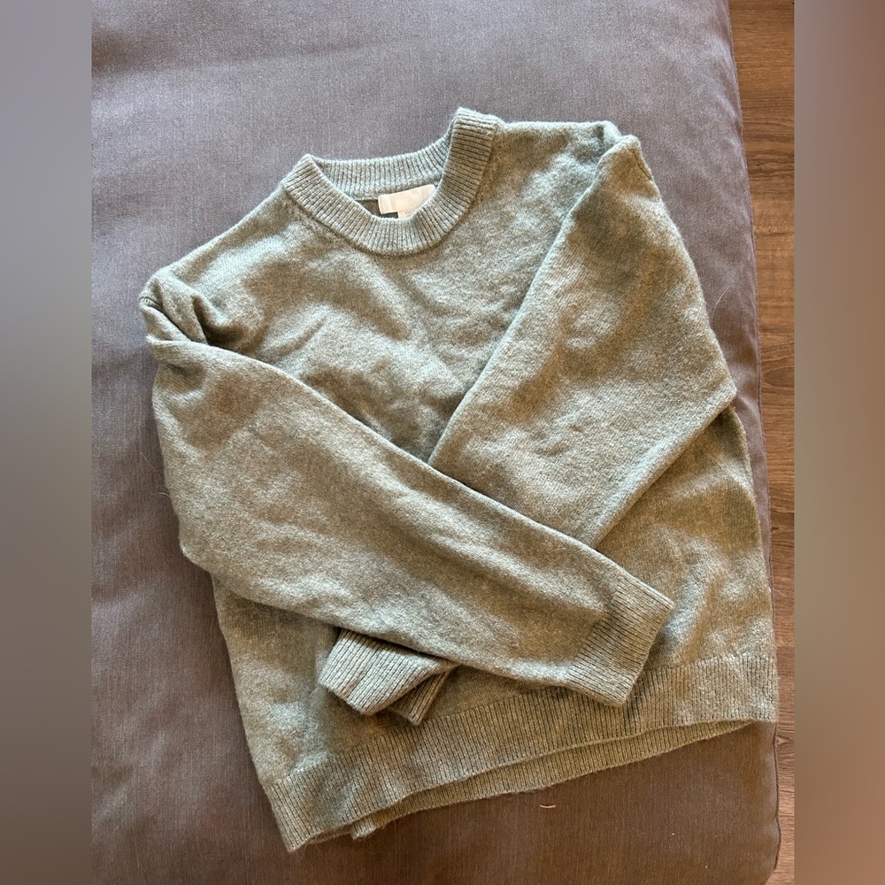 H&M Sweater